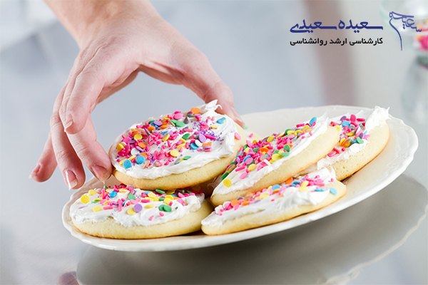 تأثیر مصرف قند بر میکروبیوم روده و اعتیاد به شیرینی در بدن و سلامت روان