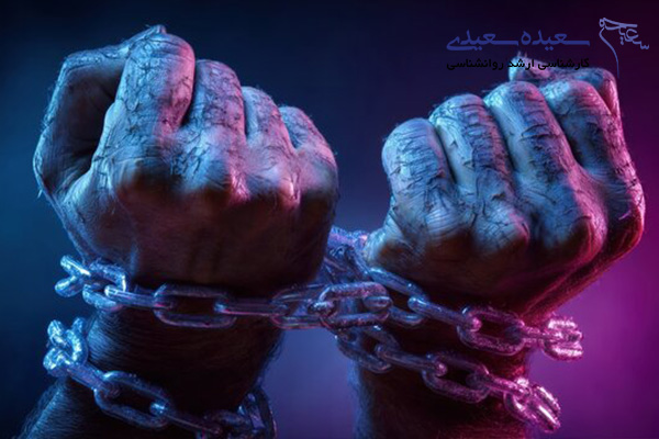 آزار خودشیفتگی